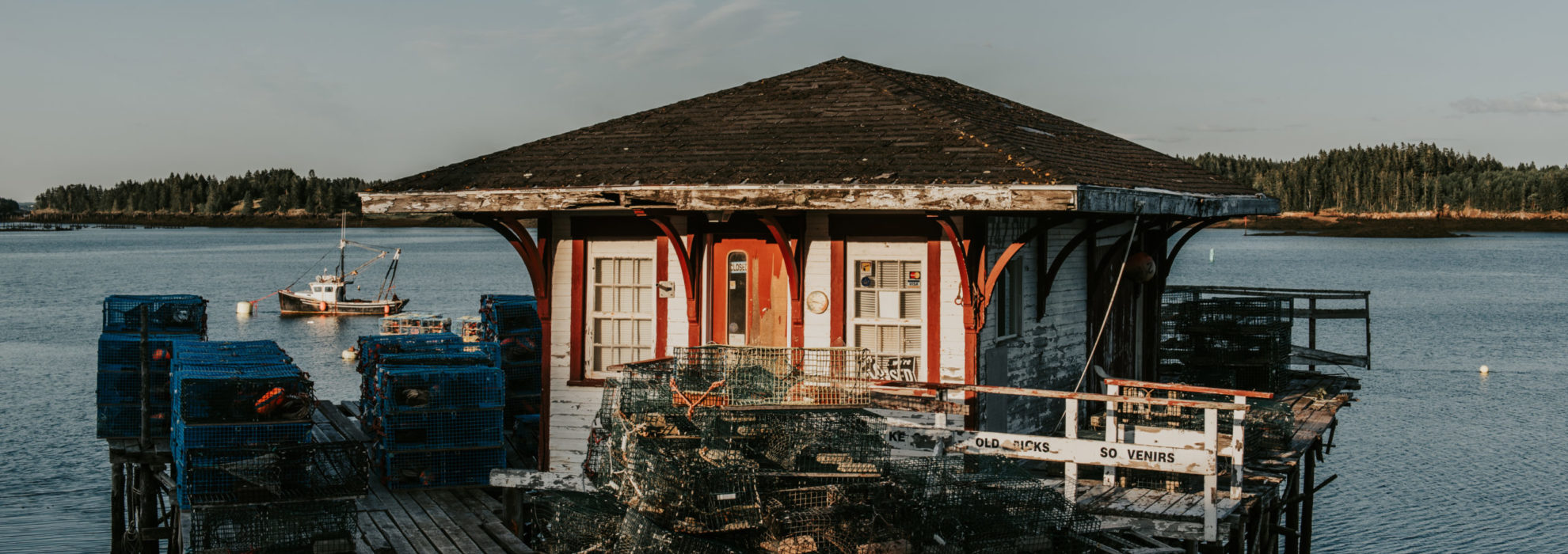 Old gift shop on Richardson wharf